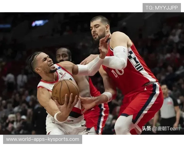 快船心态接近崩盘:从期待到失望,联盟豪强的心路历程 快船心态接近崩盘:从期待到失望,联盟豪强的心路历程