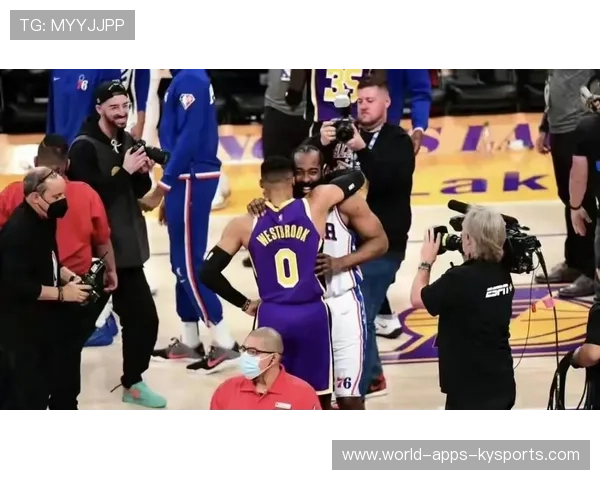 常规赛精彩进球回顾 技术动作引发讨论，正式比赛进球记录