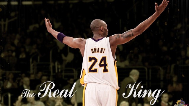 开云体育在线入口-《英雄联盟》线上季后赛火热进行，赛场气氛高涨，lpl季后赛线下